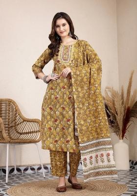 Mustard Motif Cotton Kurta Dupatta Set