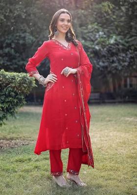 Red Embroidered Chanderi Silk Kurta Dupatta Set