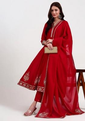 Red Motif Silk Blend Kurta Dupatta Set