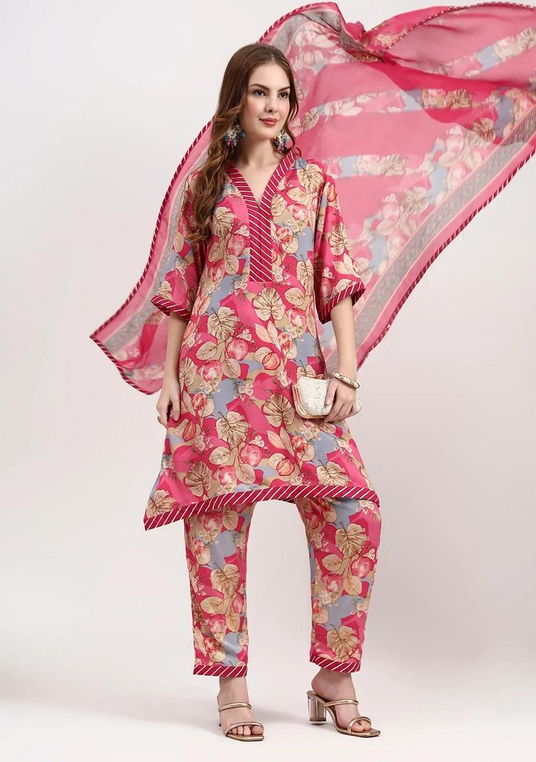 Red Motif Silk Blend Kurta Dupatta Set - Indya