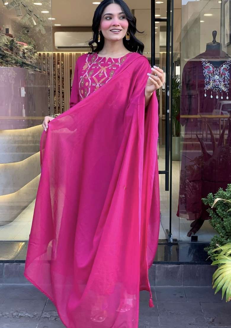Pink Embroidered Chanderi Straight Kurta Set - Indya