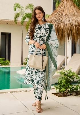Green Printed Silk Blend Kurta Set