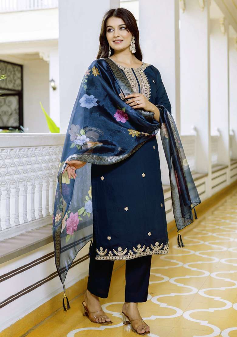Blue Embroidered Chanderi Straight Kurta Set - Indya