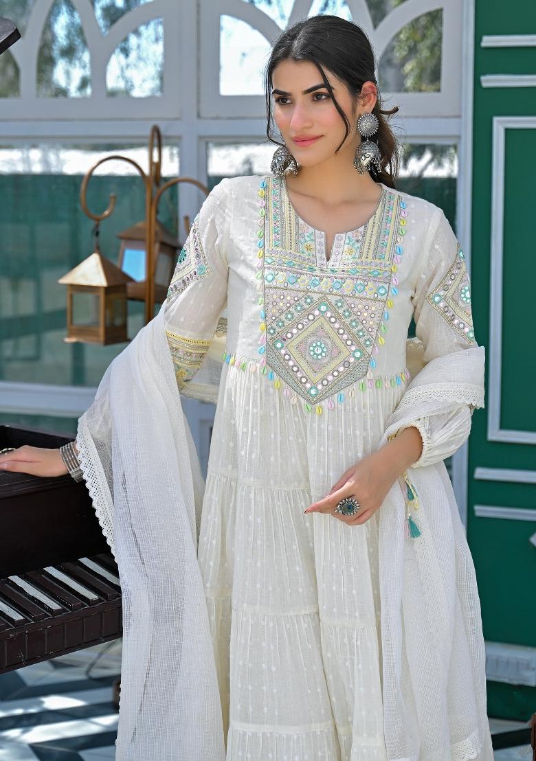 White Resham Embroidery Blended Cotton Kurta Set - Indya