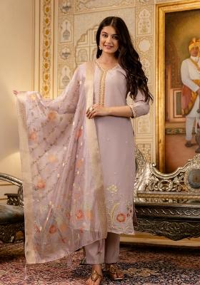 Lavender Resham Embroidery Viscose Kurta Set