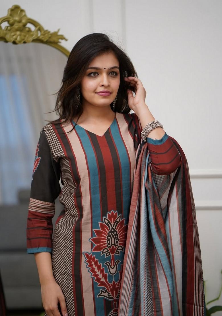 Multicolor Abstract Print Rayon Kurta Set - Indya