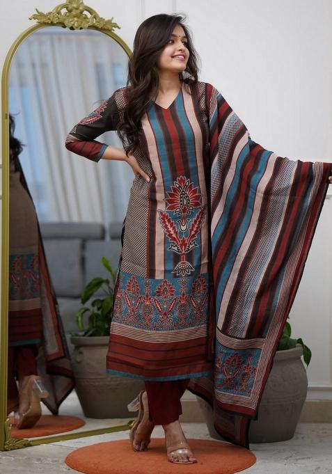 Multicolor Abstract Print Rayon Kurta Set