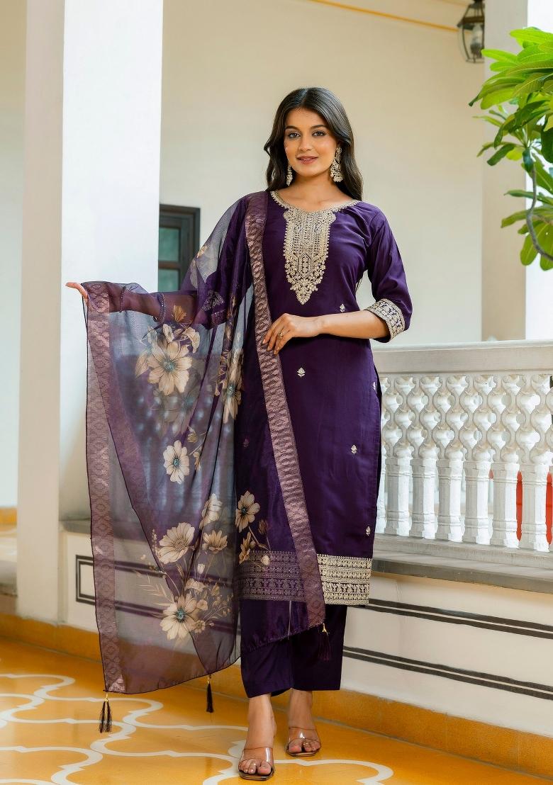 Violet Resham Embroidery Chanderi Kurta Set - Indya