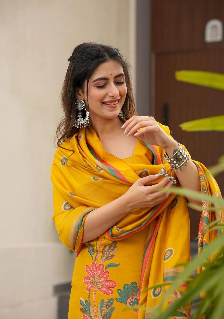 Yellow Abstract Print Silk Blended Kurta Set - Indya