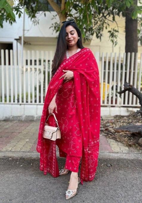 Red Abstract Print Rayon Kurta Set