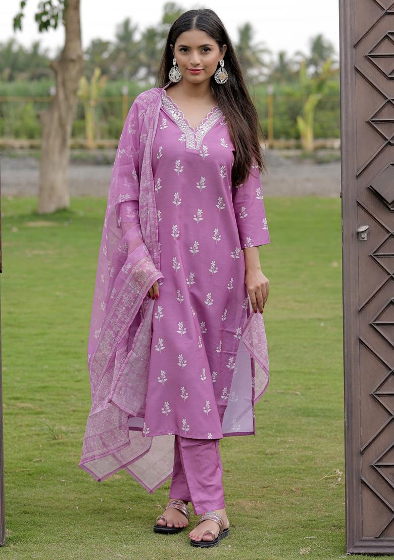 Mauve Resham Embroidery Rayon Kurta Set - Indya