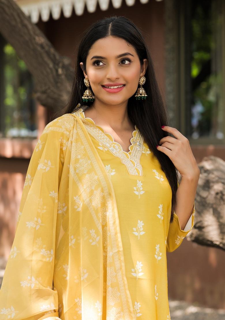 Yellow Resham Embroidery Rayon Kurta Set - Indya