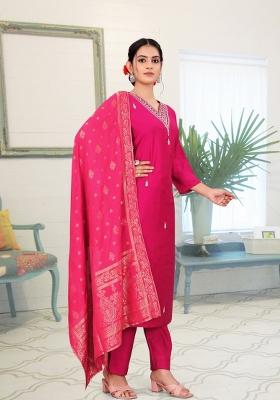 Pink Abstract Print Art Silk Kurta Set