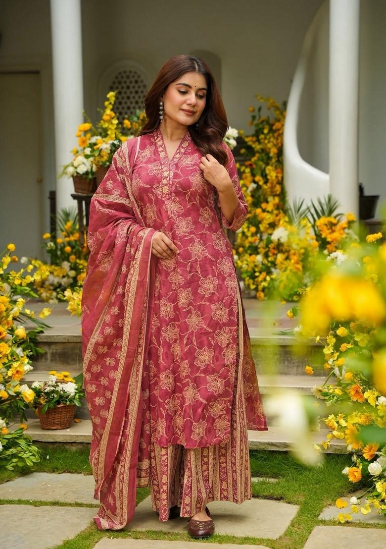 Red Abstract Print Art Silk Kurta Set - Indya