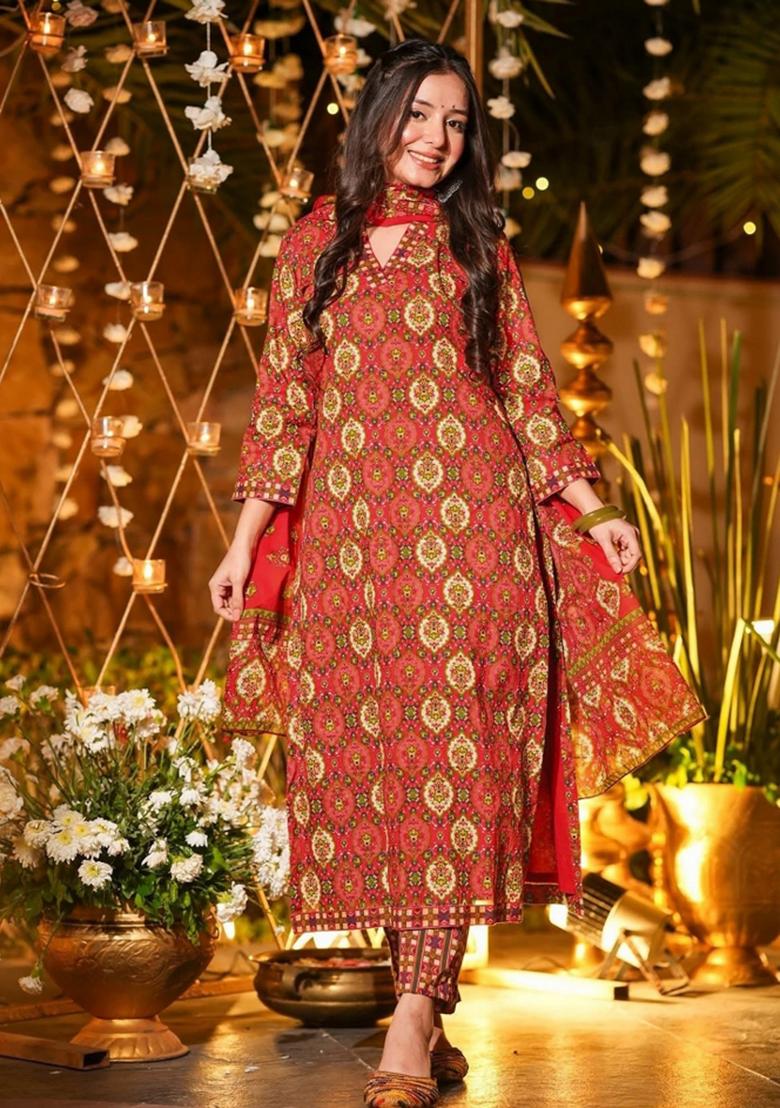 Maroon Abstract Print Art Silk Kurta Set - Indya