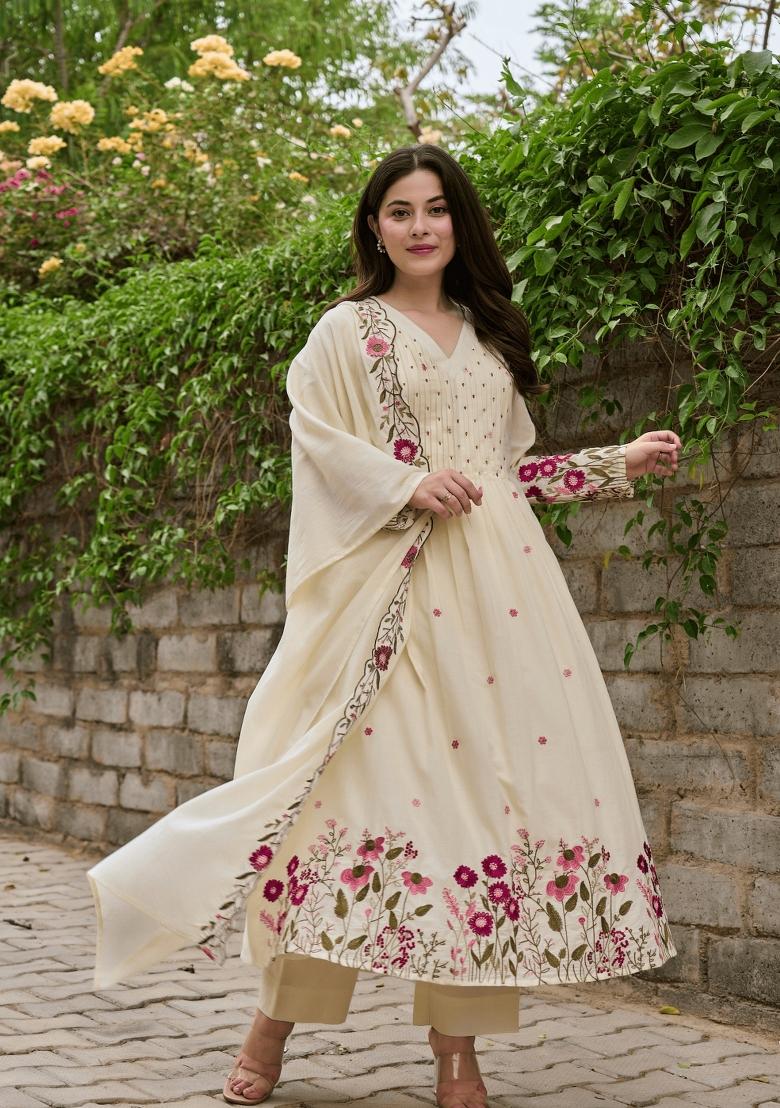 Cream Resham Embroidery Chanderi Kurta Set - Indya