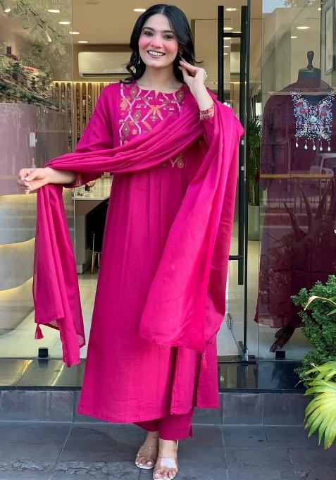 Pink Resham Embroidery Chanderi Kurta Set