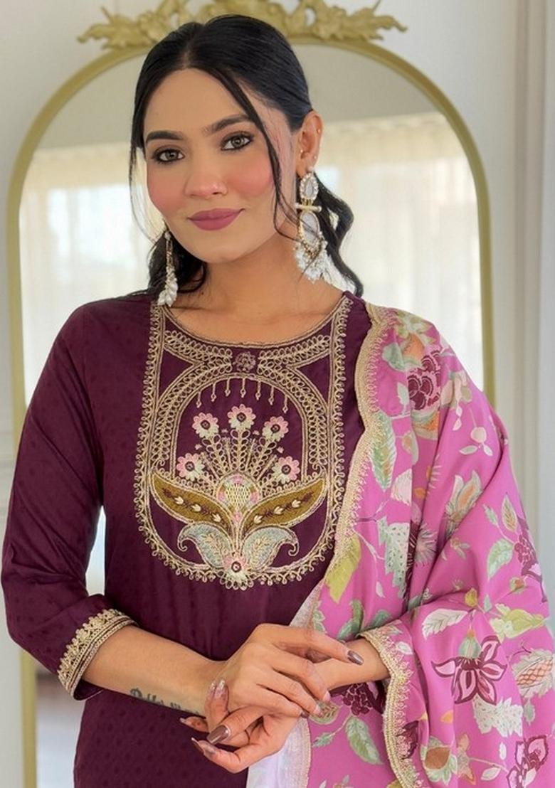 Wine Abstract Print Viscose Kurta Set - Indya