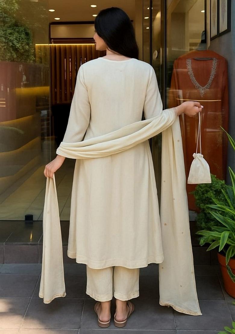 Off White Abstract Print Chanderi Kurta Set - Indya