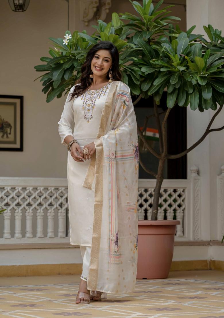 Off White Abstract Print Rayon Kurta Set - Indya