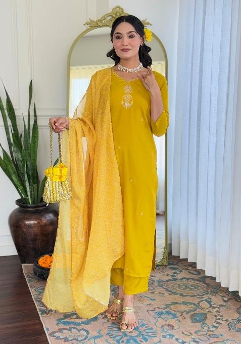 Yellow Abstract Print Rayon Kurta Set