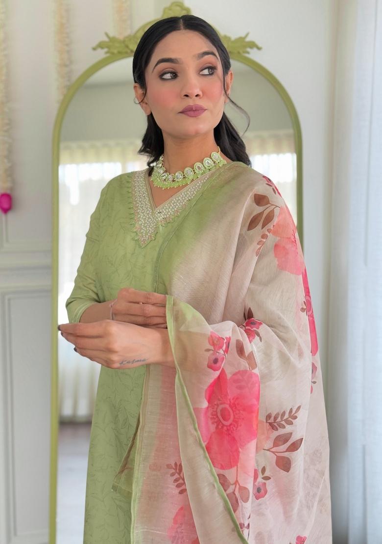 Green Abstract Print Rayon Kurta Set - Indya