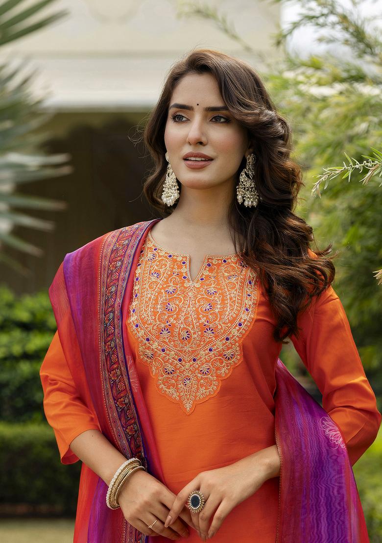 Orange Abstract Print Rayon Kurta Set - Indya