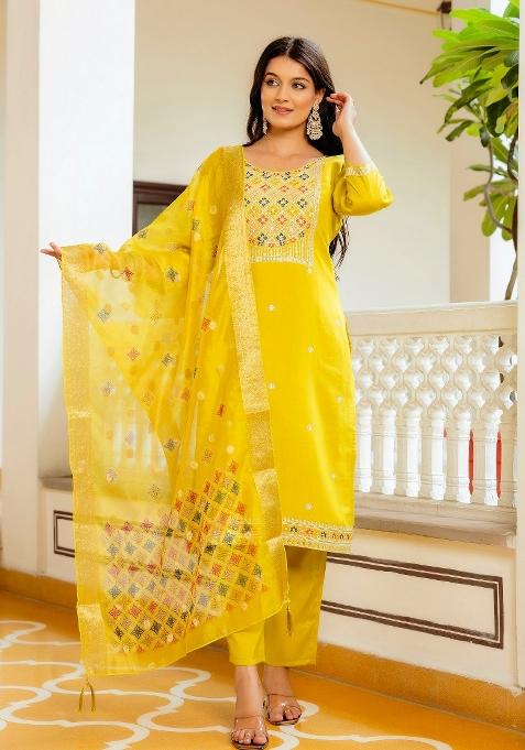 Yellow Abstract Print Viscose Kurta Set