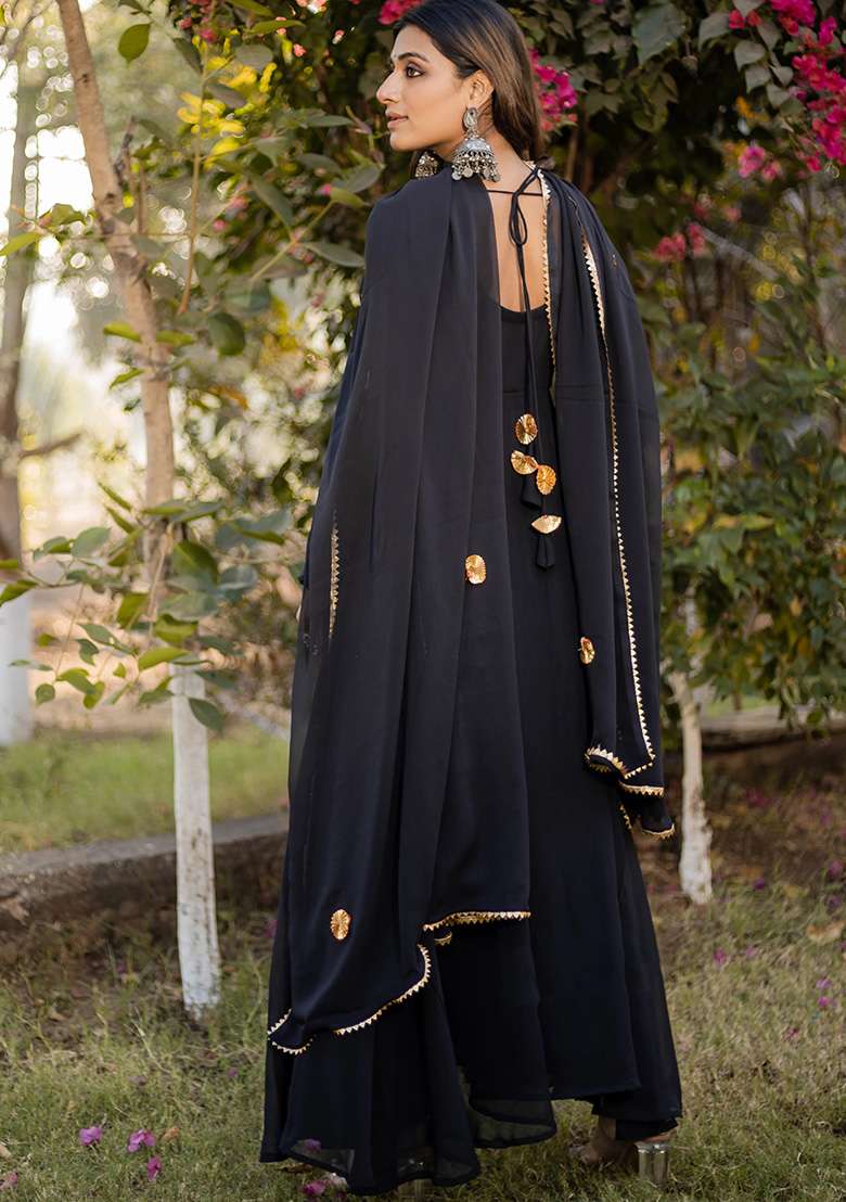 Black Solid Georgette Anarkali Set - Indya