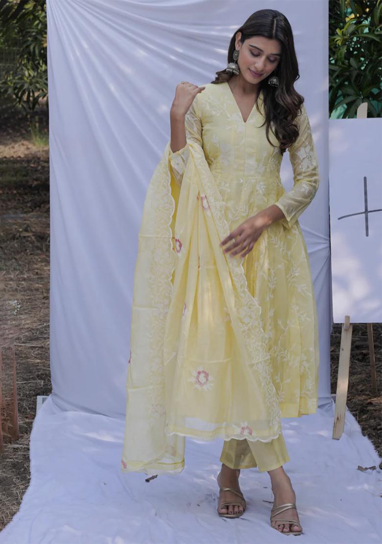 Light Yellow Embroidery Organza Kurta Set - Indya