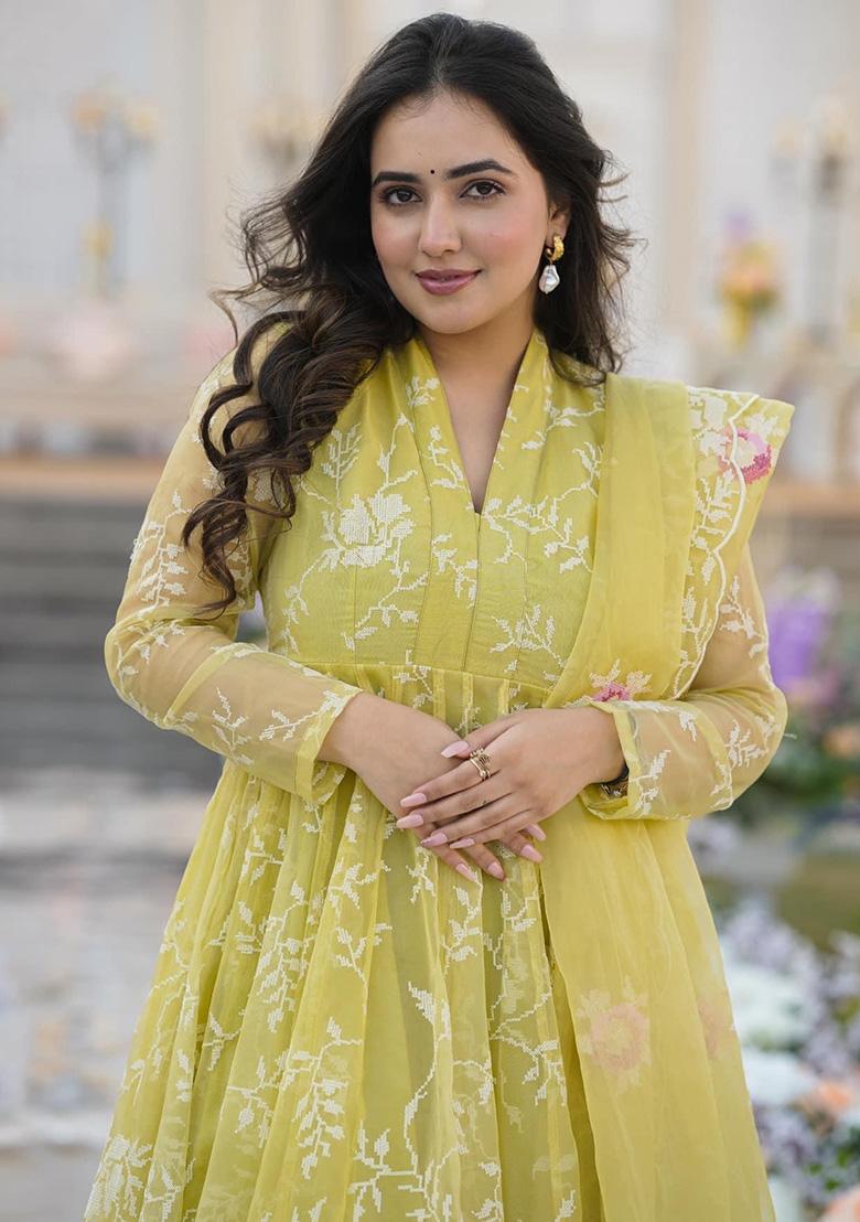 Light Yellow Embroidery Organza Kurta Set - Indya