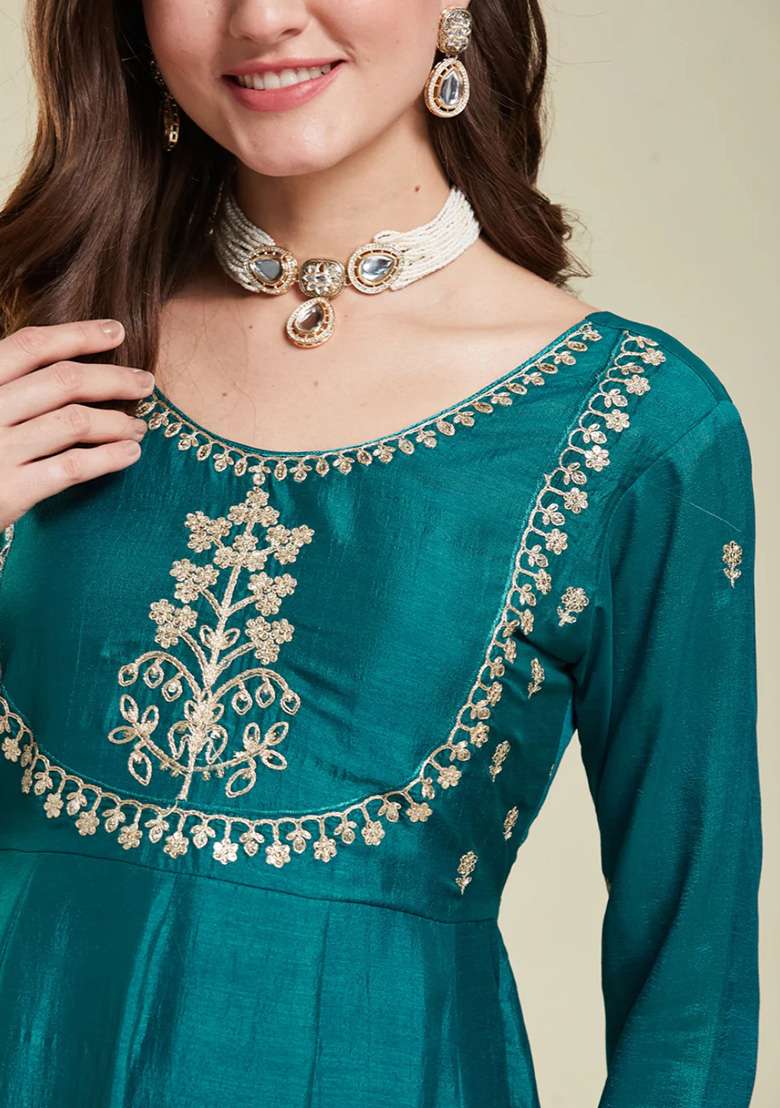Turquoise Blue Embroidered Silk Blend Pakistani Suit Set - Indya