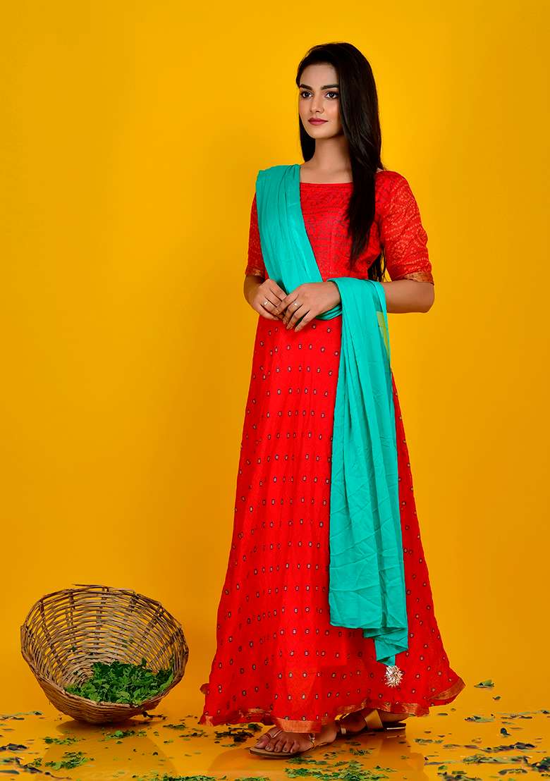 Red Bandhani Cotton Anarkali With Dupatta - Indya