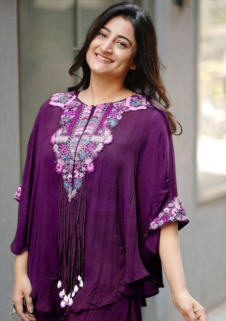 Wine Embroidery Chinon Kurta Set - Indya