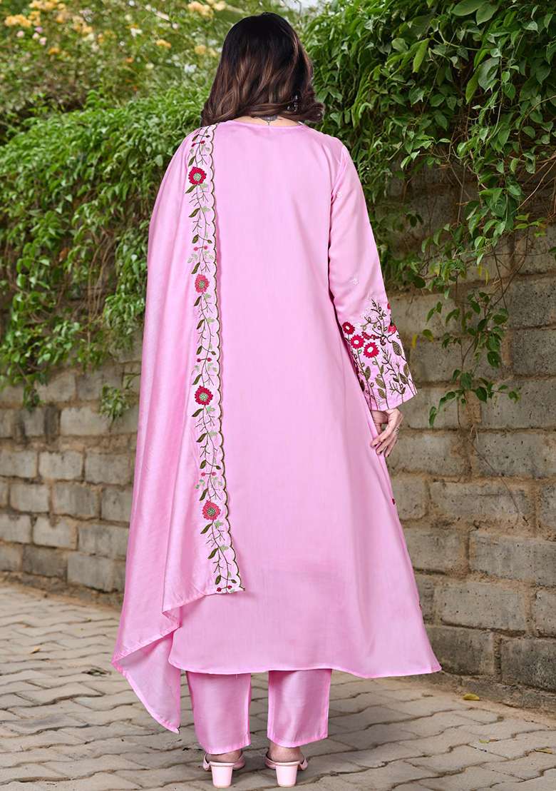 Pink Embroidery Silk Blend Kurta Set - Indya