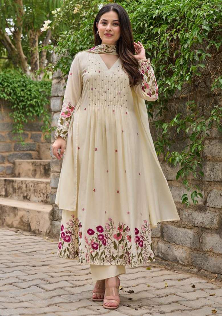 Cream Embroidery Silk Blend Kurta Set - Indya