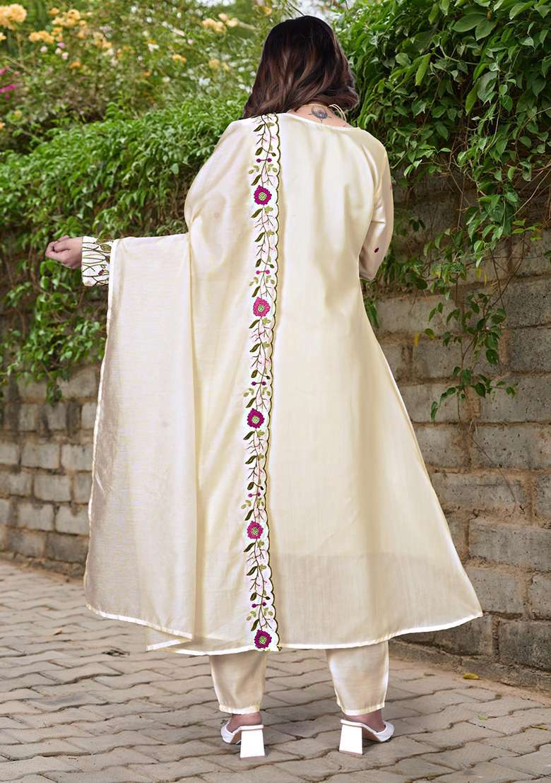Cream Embroidery Silk Blend Kurta Set - Indya