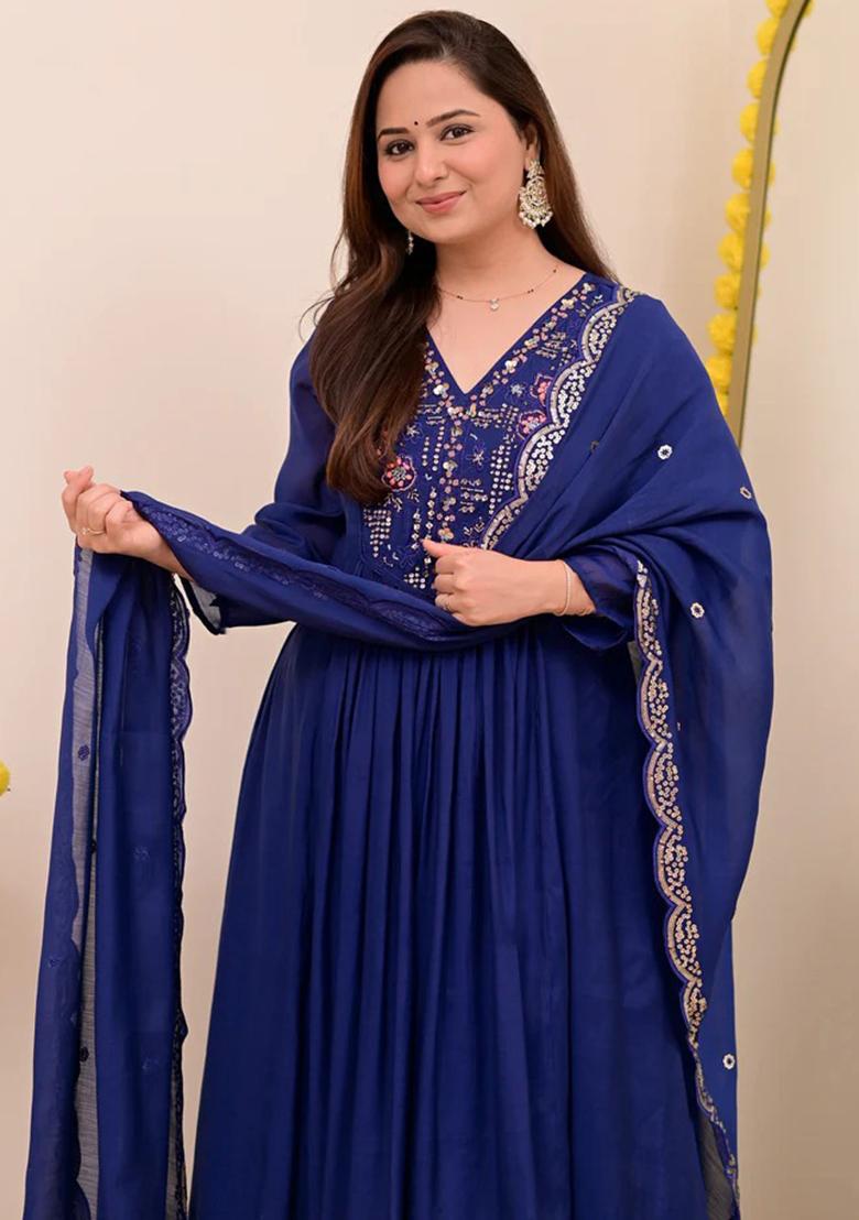 Blue Embroidery Silk Kurta Set - Indya