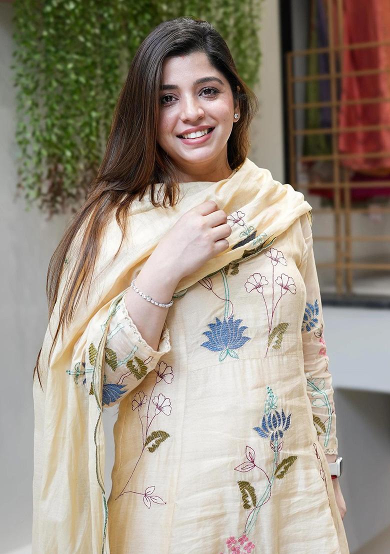 Cream Embroidery Silk Kurta Set - Indya