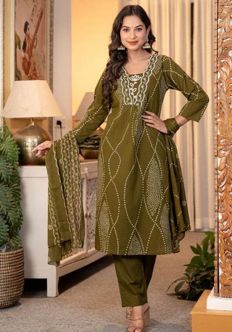 Green Embroidery Cotton Kurta Sets