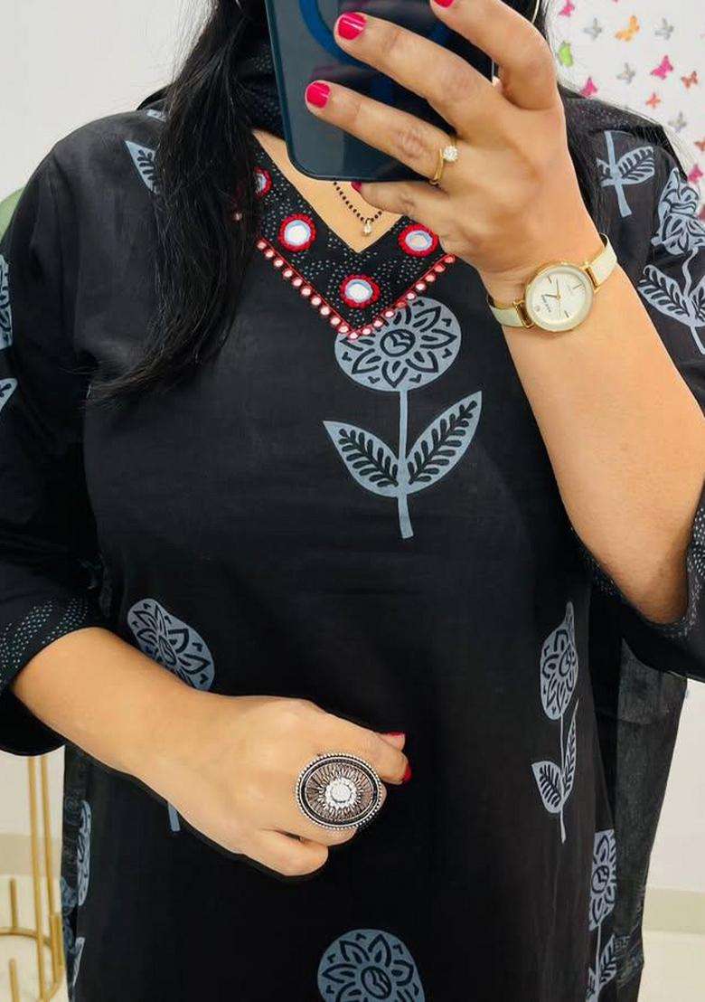 Black Printed Cotton Kurta Sets - Indya