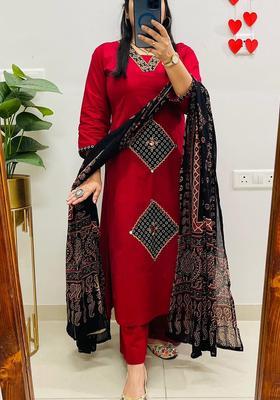 Red Printed Cotton Kurta Sets