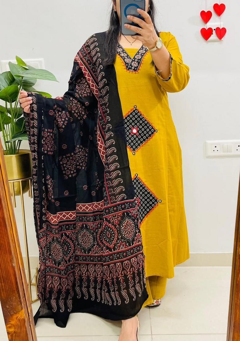 Light Yellow Printed Cotton Kurta Sets - Indya