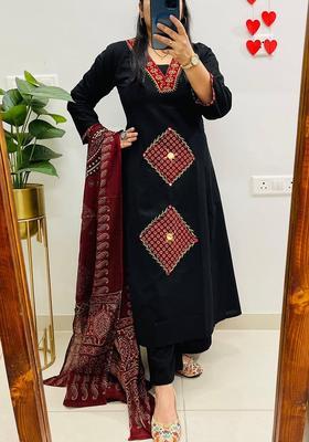 Black Printed Cotton Kurta Sets
