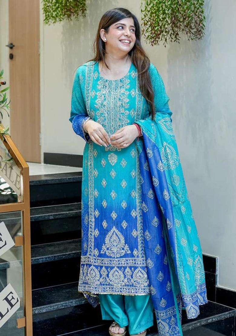 Blue Embroidery Cotton Kurta Sets - Indya