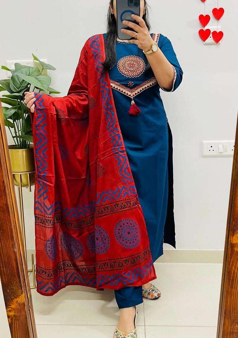Blue Embroidery Cotton Kurta Sets - Indya
