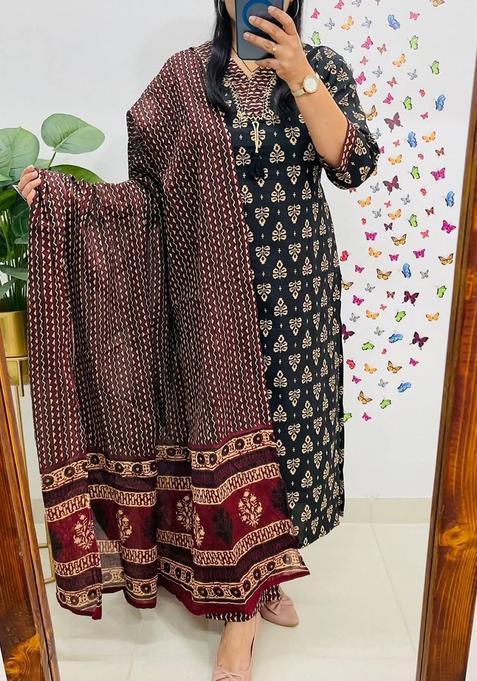 Black Printed Cotton Kurta Sets