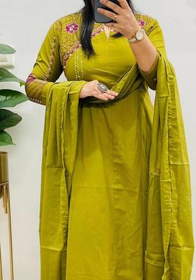 Green Embroidery Cotton Kurta Sets