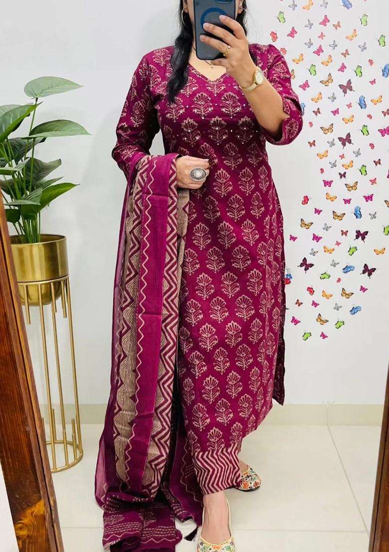 Maroon Printed Cotton Kurta Sets - Indya