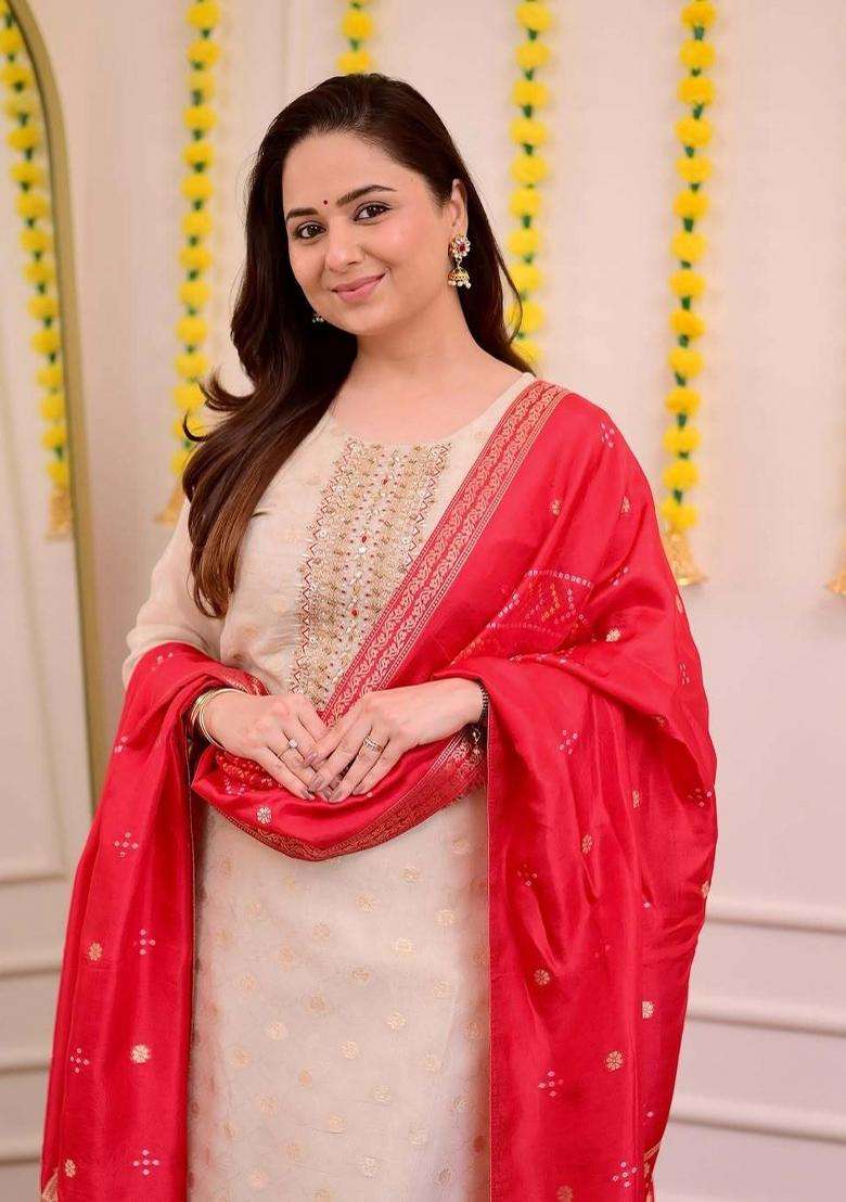 White Embroidery Silk Blend Kurta Sets - Indya